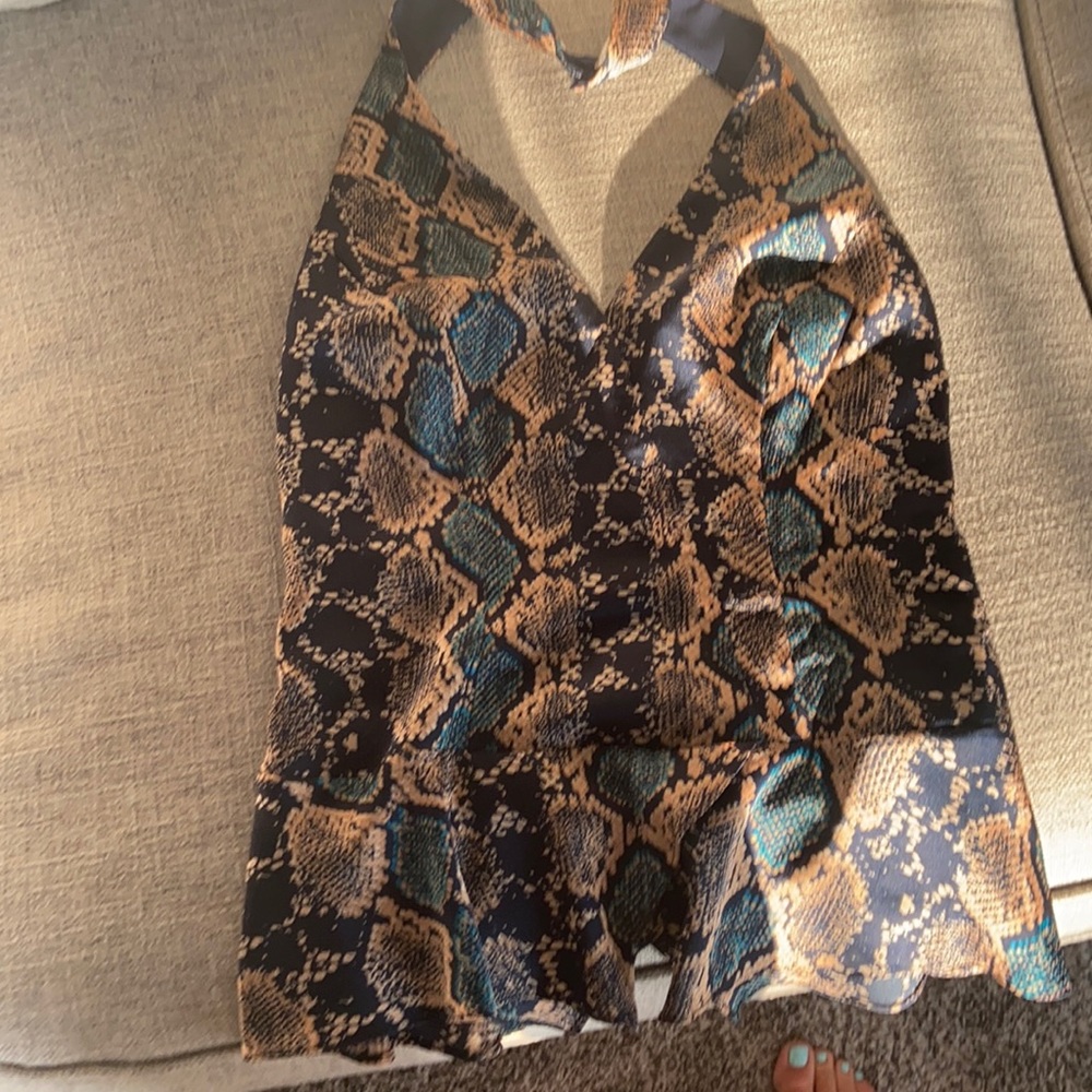 Guess Top